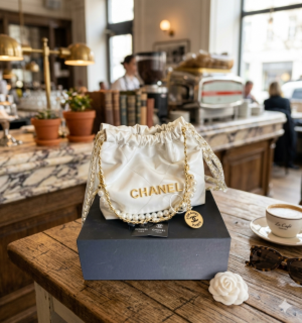 Chaanell 22 Mini drawstring shoulder bags featuring quilted leather and a signature braided chain strap Bag with box premium quality